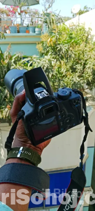 Canon eos 1000D Camera
